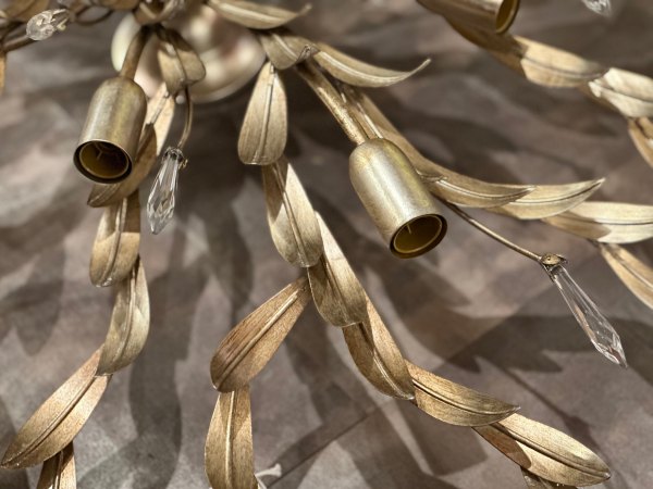 Icone/arte_luce_KA6310_12_Deckenleuchte_champagner_schwarz_Showroom_in_Moenchengladbach_von_Lampen_Schubert_nahe_duesseldorf.jpeg